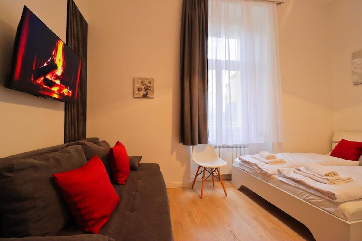 Apartment Stylish In The Center Of