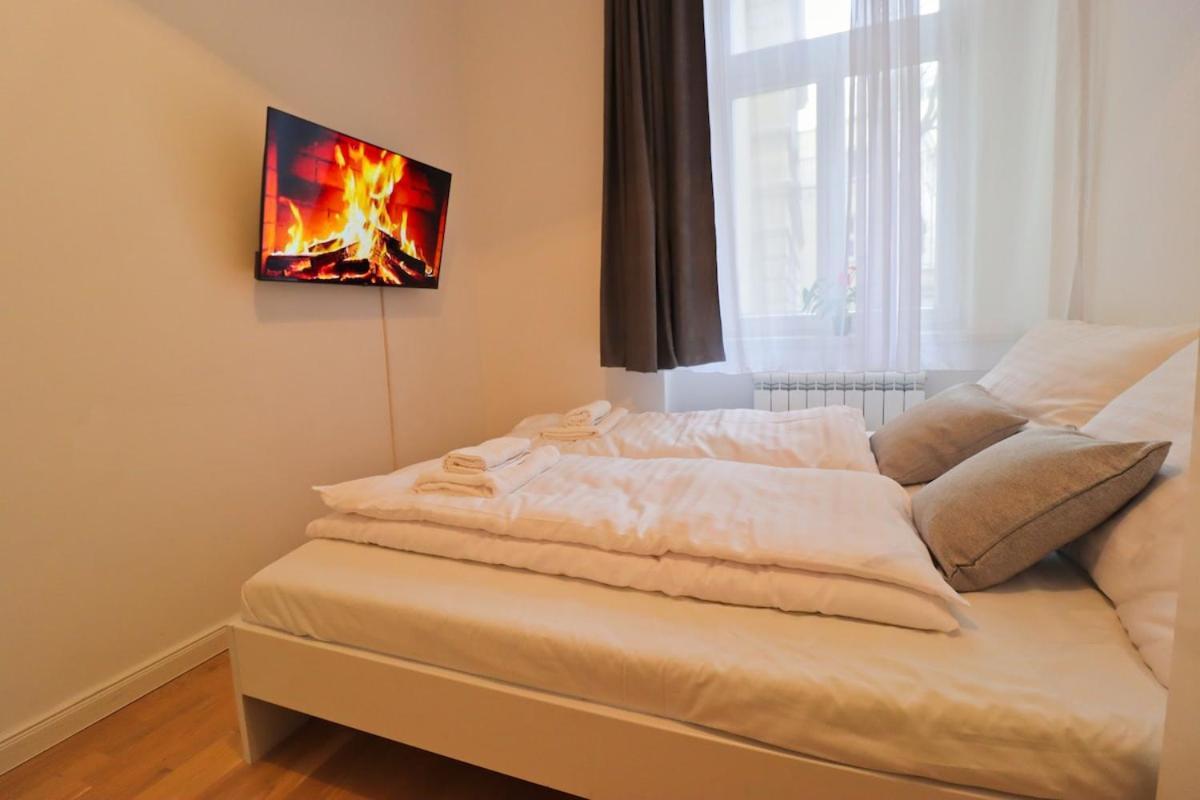 Apartment Stylish In The Center Of *